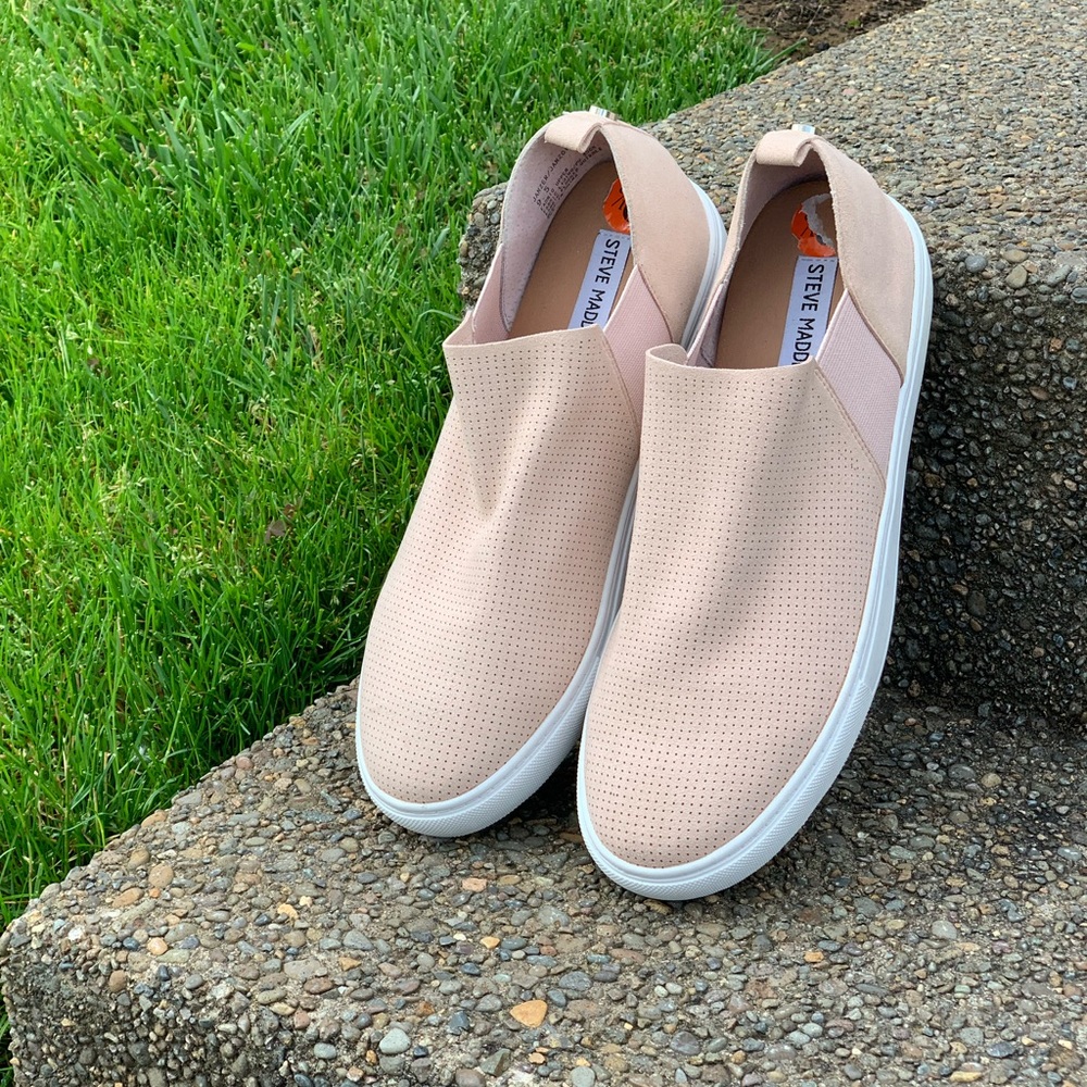 Steve Madden Women's Slip-On Sneakers - Blush Pink
